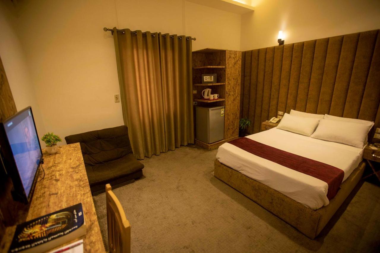 Valencia Ap Cairo Hotell Eksteriør bilde